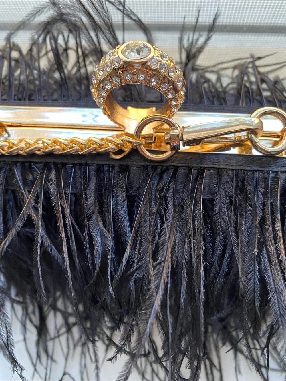 Black Feather Evening Clutch Rhinestone Ring with Gold Chain